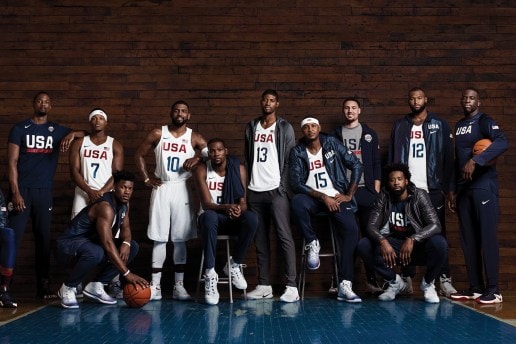 全米オリンピック代表バスケットボールチーム写真で隠されている足元 Hypebeast Jp 全米オリンピック代表バスケットボールチーム写真で隠されている足元 Hypebeast Jp