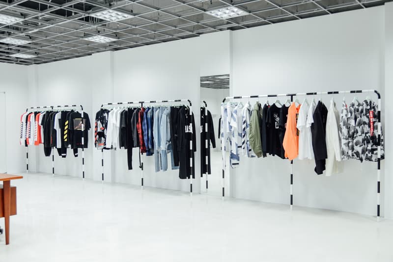 OFF-WHITE 国内初の路面店『"SOMETHING & ASSOCIATES" c/o OFF-WHITE™ TOKYO』の内装が初公開