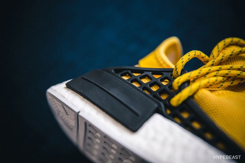 Pharrell Williams x adidas Originals Hu NMD のディテールをクローズアップ