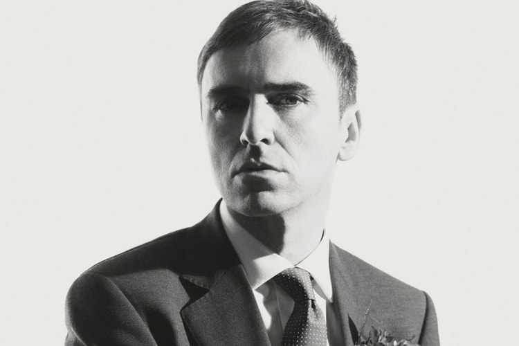 Raf Simons が答える 20 の少し“ODD(奇妙)”な質問
