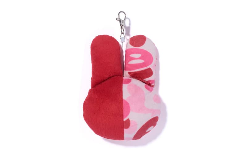 A BATHING APE® x MY MELODY コラボレーションアイテムが登場