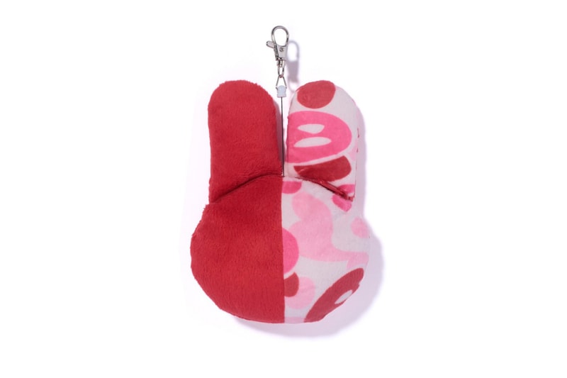A BATHING APE® x MY MELODY コラボレーションアイテムが登場