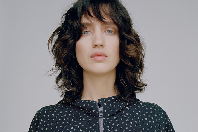 A.P.C. Outdoor Voices コラボコレクションが本日より発売