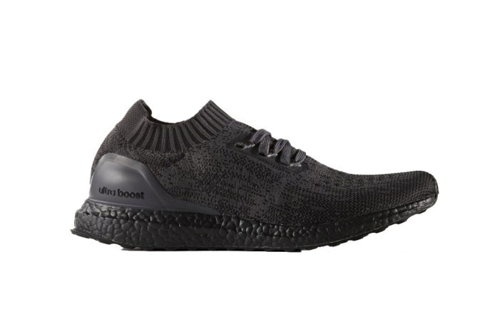 adidas Ultra Boost Uncaged の新色“Triple Black”