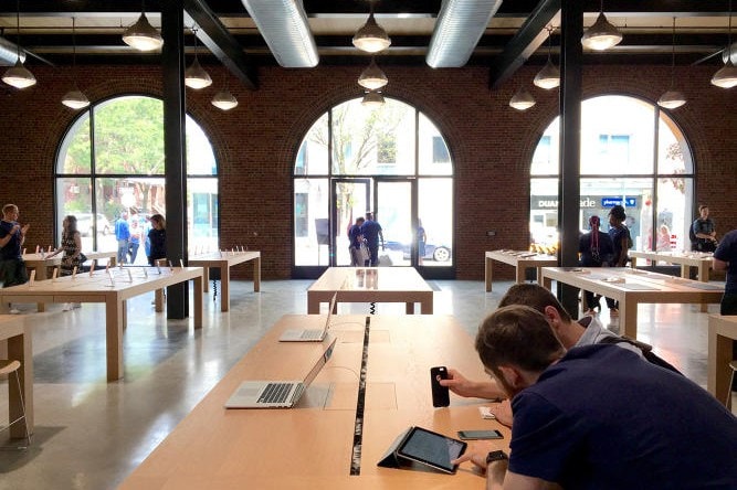ブルックリンに新たな Apple Store がオープン