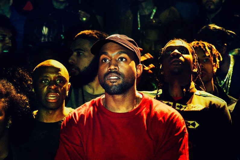 YEEZY Season 3 と Saint Laurent のランウェイを振り返る至極のフォトセット