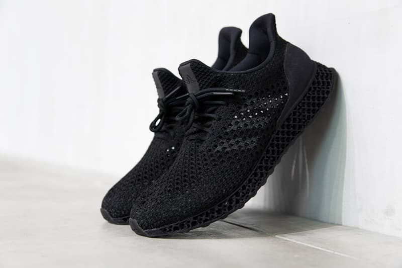 3Dプリントのソールユニットを搭載した adidas Futurecraft にクローズアップ