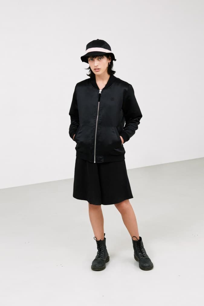 90年代のグランジをテーマにした、STÜSSY 2016 Fall Women’s コレクション
