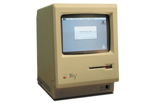 Tekserve が Macintosh Museum をオークションに