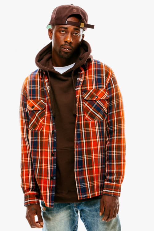 スポーツxミリタリーを提案する UNDEFEATED 2016 Fall コレクション