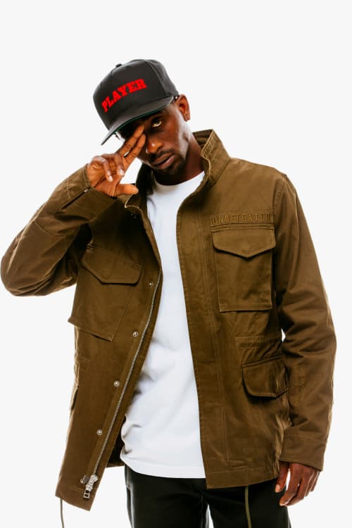 スポーツxミリタリーを提案する UNDEFEATED 2016 Fall コレクション