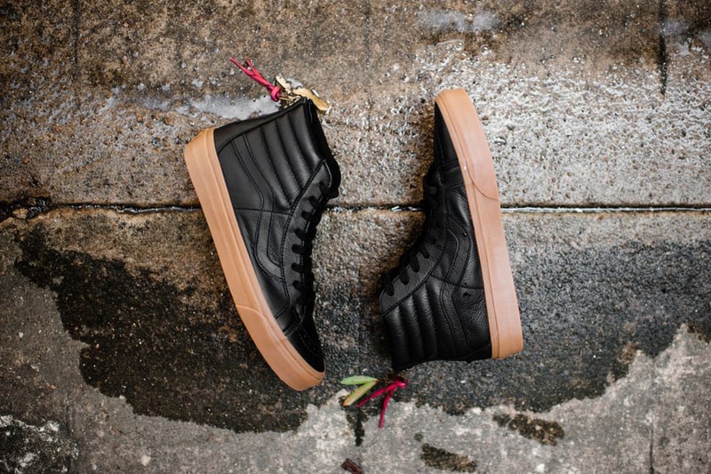 Vans よりレザーアッパーとガムソールが合わせられた SK8-Hi Reissue Zip が登場