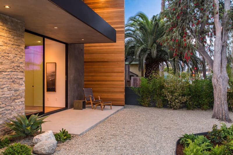 カリフォルニア州・ベニス地区にデザインされたスマートでクールなレジデンス