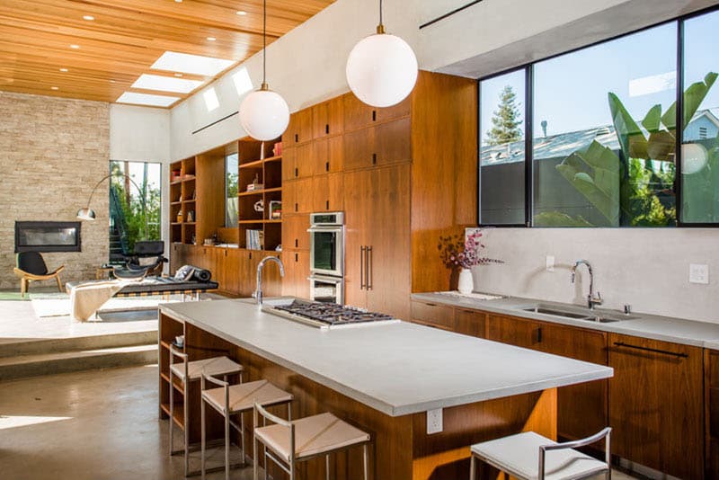 カリフォルニア州・ベニス地区にデザインされたスマートでクールなレジデンス