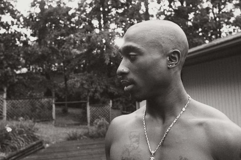 2Pac の最新写真集『Tupac Shakur: UNCATEGORIZED』