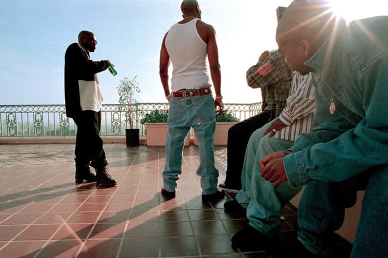 2Pac の最新写真集『Tupac Shakur: UNCATEGORIZED』