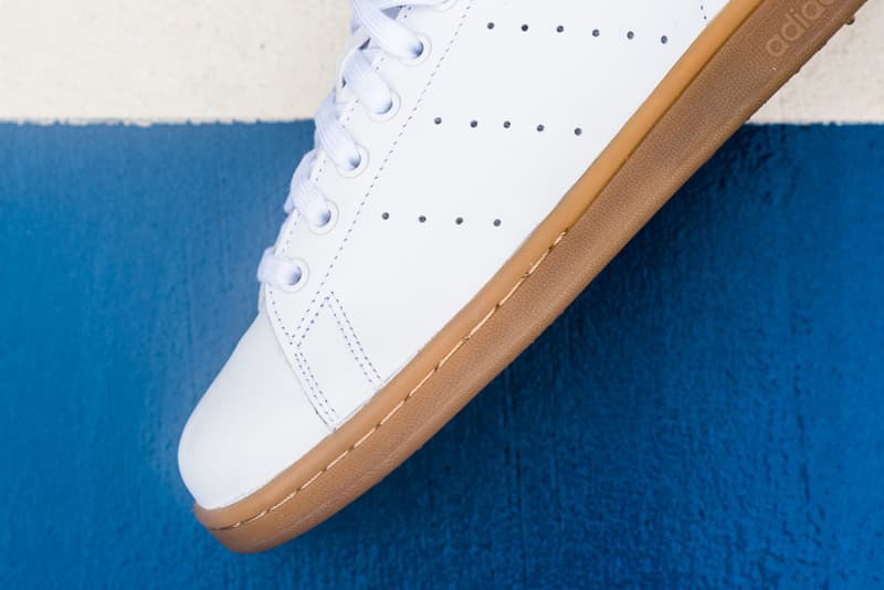adidas Originals よりクリーンな印象の Stan Smith ニューモデルが登場
