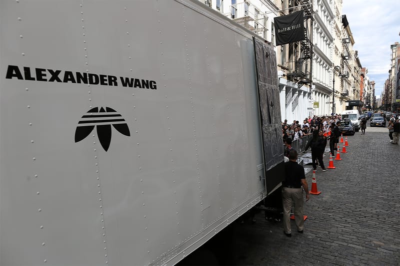 adidas Originals by Alexander Wang ポップアップトラックの詳細を発表