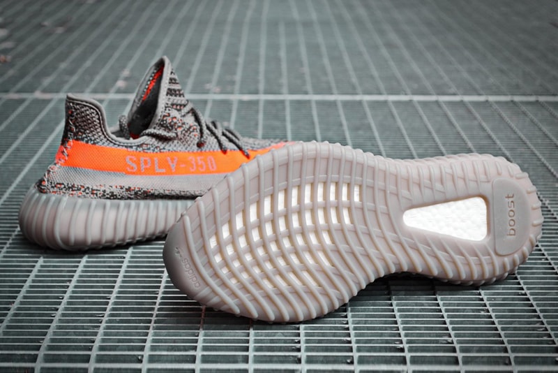 今月中の発売が噂される YEEZY Boost 350 V2 “Stealth Grey” のディテールをチェック