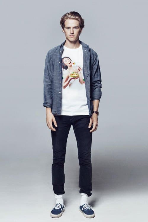 Adobe が昔ながらの写真素材を使用したアパレルを製作