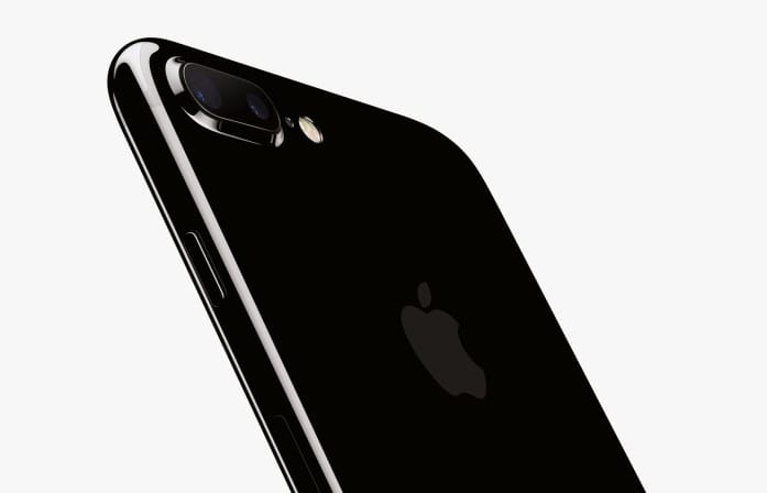 Apple、発売前に iPhone 7 の Jet Black は傷つきやすいと警告する