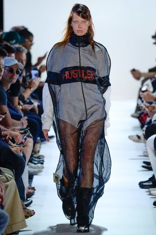 HOOD BY AIR が 2017 Spring/Summer コレクションで大手ポルノ配信サイト Pornhub とチームアップ