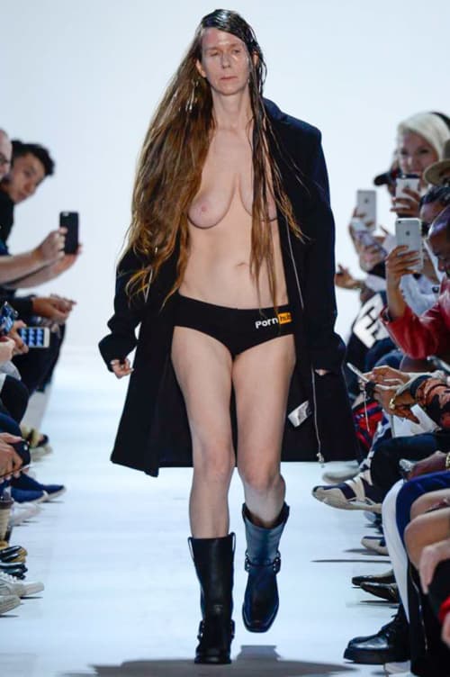 HOOD BY AIR が 2017 Spring/Summer コレクションで大手ポルノ配信サイト Pornhub とチームアップ