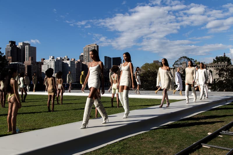 太陽の下で開催された Kanye West の YEEZY Season 4 プレゼンレーション