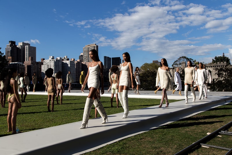 太陽の下で開催された Kanye West の YEEZY Season 4 プレゼンレーション