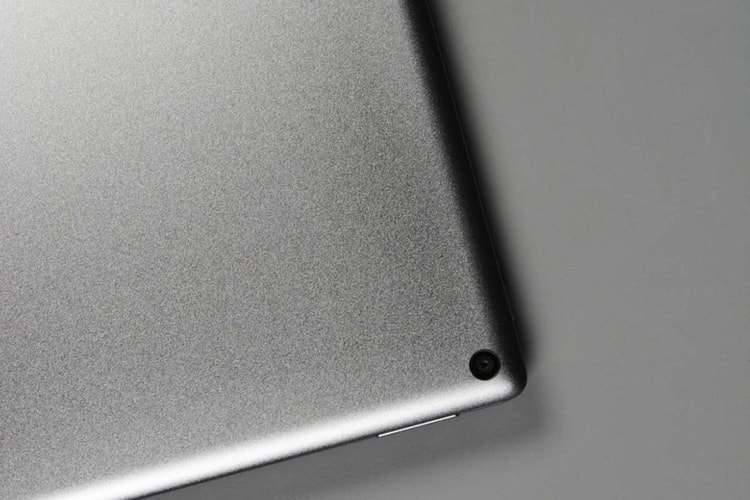 Google 社の次なるスマートフォン Pixel と Pixel XL とされる端末の画像がリーク