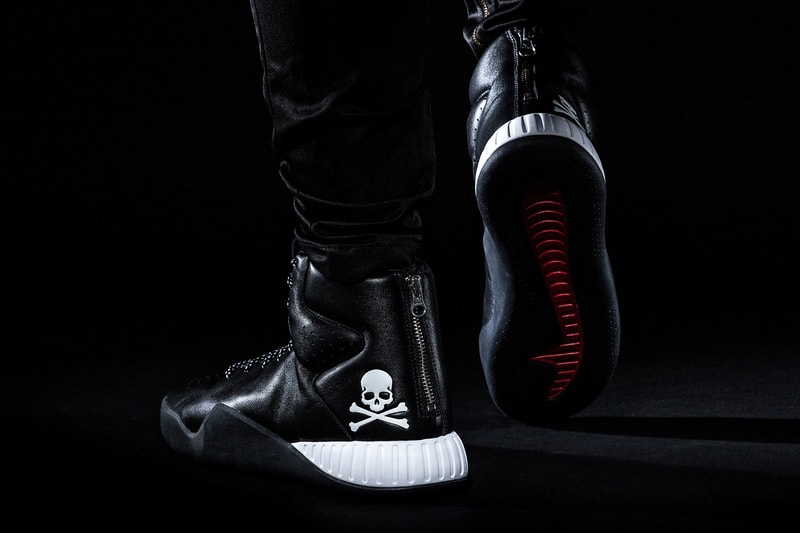 mastermind JAPAN x adidas Originals コラボレーションシューズにクローズアップ