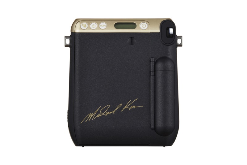 富士フイルムと元 Celine デザイナーによるゴールドの Instax Mini 70