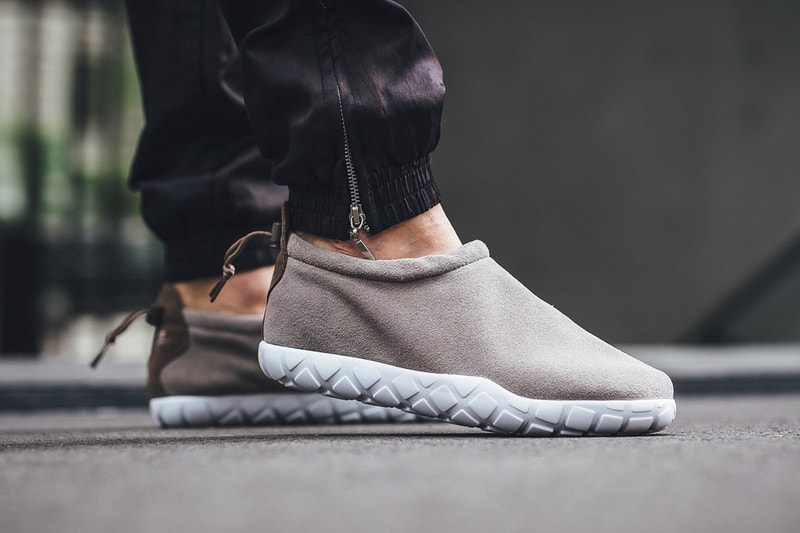 Nike Air Moc さらに軽量になったスエードバージョンが登場