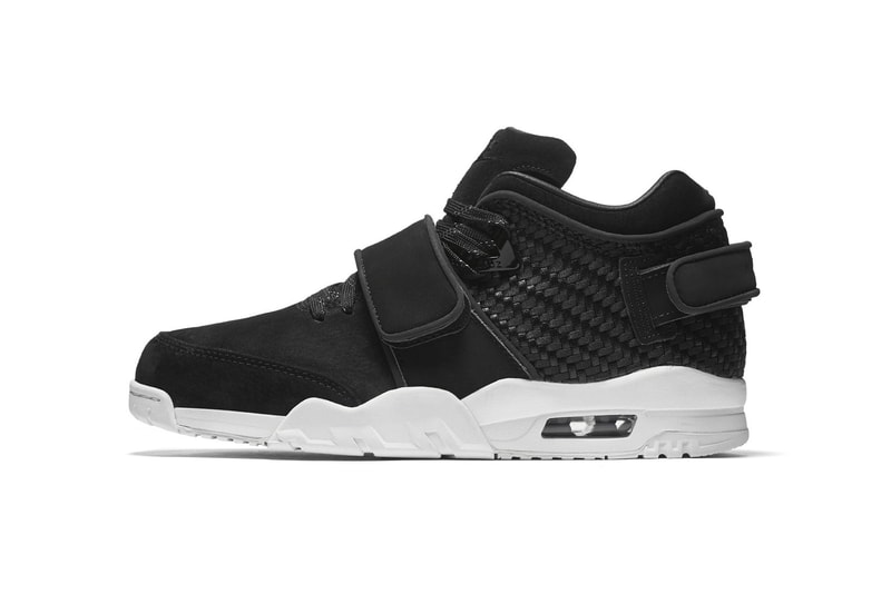 Nike Air Trainer Cruzに新色のホワイト＆ブラックが登場