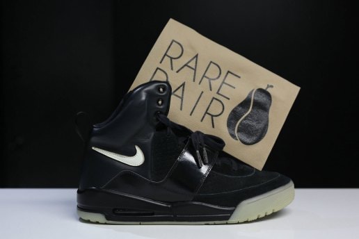 Nike Air Yeezy 1 プロモーションサンプルの落札価格はおいくら?