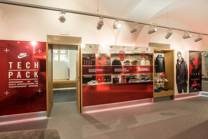 ローマに登場した Nike Tech Pack Studio の店内