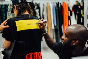 Recaps: OFF-WHITE™ x Babylon LA ポップアップショップのオープン日にクロースアップ