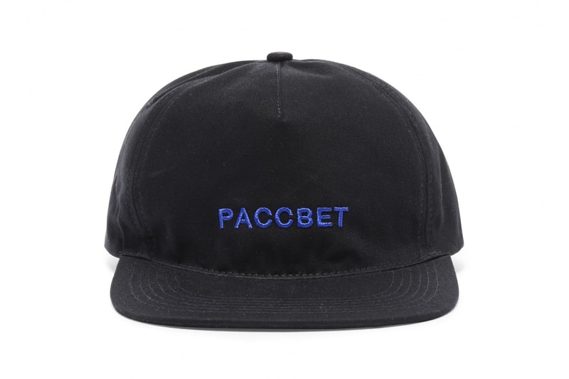 PACCBET のデビューコレクションにクローズアップ