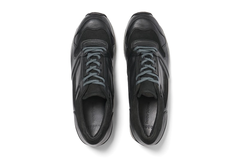 sacai x Hender Scheme ブラック&カーキの後染めスニーカー
