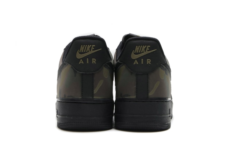 Nike よりカモ柄が大胆に落とし込まれた Air Force 1 07 LV8 が登場