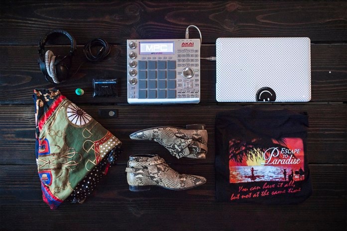 Essentials:No Vacancy Inn の Acyde