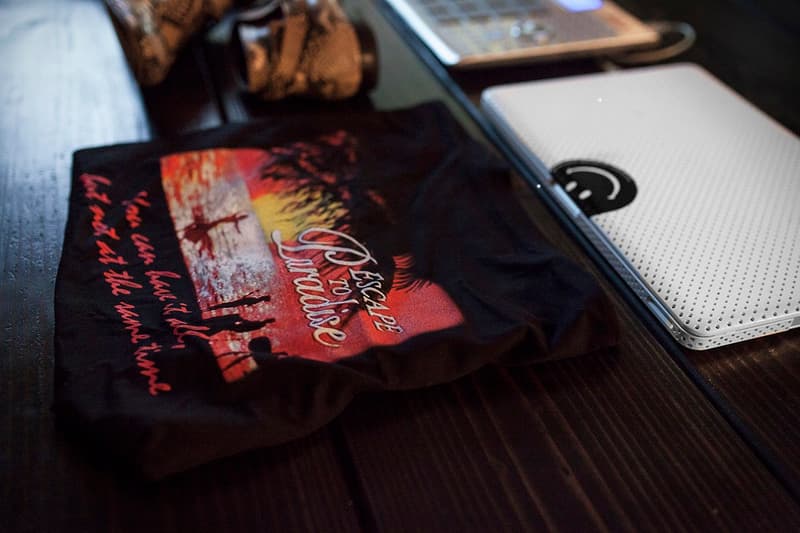 Essentials：No Vacancy Inn の Acyde