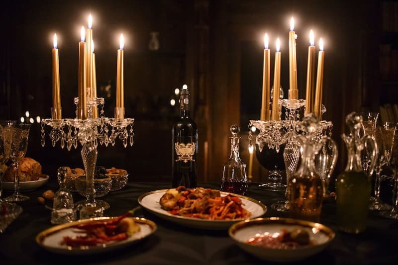 Airbnb のハロウィン特別企画、14世紀から実在するドラキュラ城に泊まれるチャンス