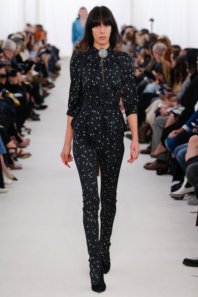 Demna Gvasaliaによる Balenciaga 2017 Spring/Summerコレクション