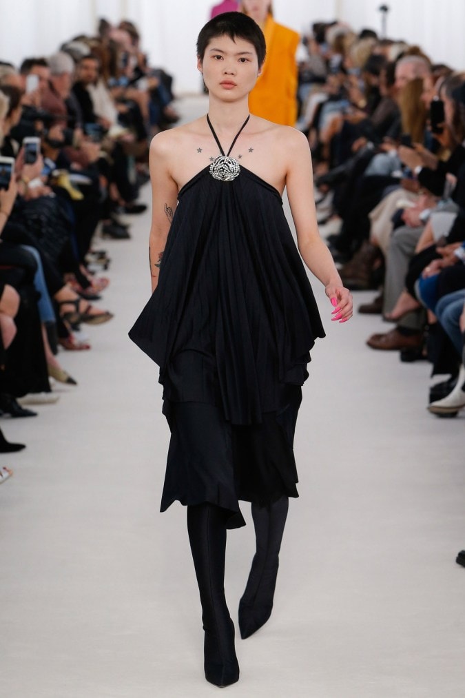 Demna Gvasaliaによる Balenciaga 2017 Spring/Summerコレクション