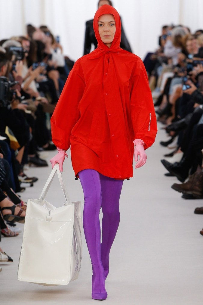 Demna Gvasaliaによる Balenciaga 2017 Spring/Summerコレクション