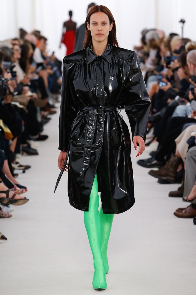 Demna Gvasaliaによる Balenciaga 2017 Spring/Summerコレクション