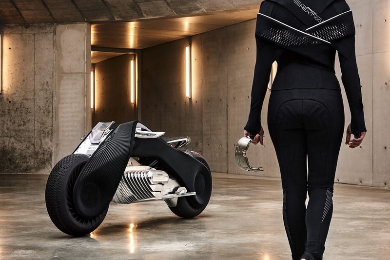 BMW Motorrad が自動でバランスを取るバイク Vision Next 100 を発表