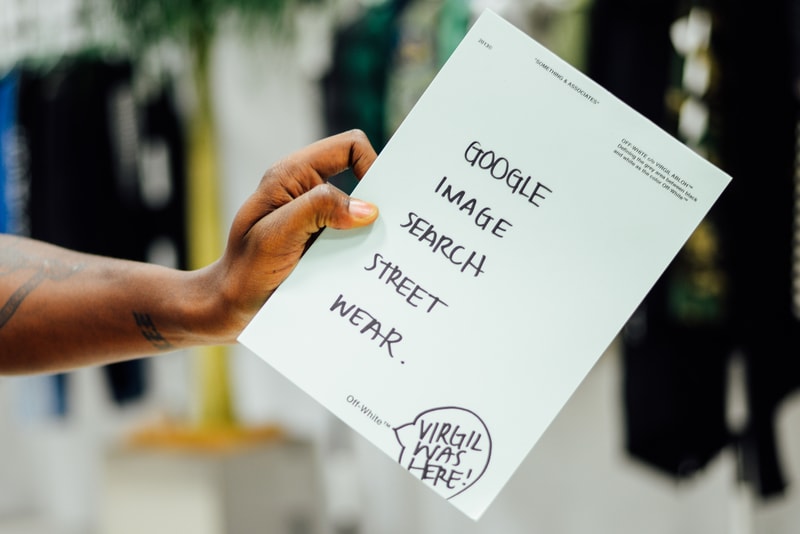 HYPEBEAST JP Giveaway: OFF-WHITE™ Virgil Abloh 直筆サイン入りステーショナリー