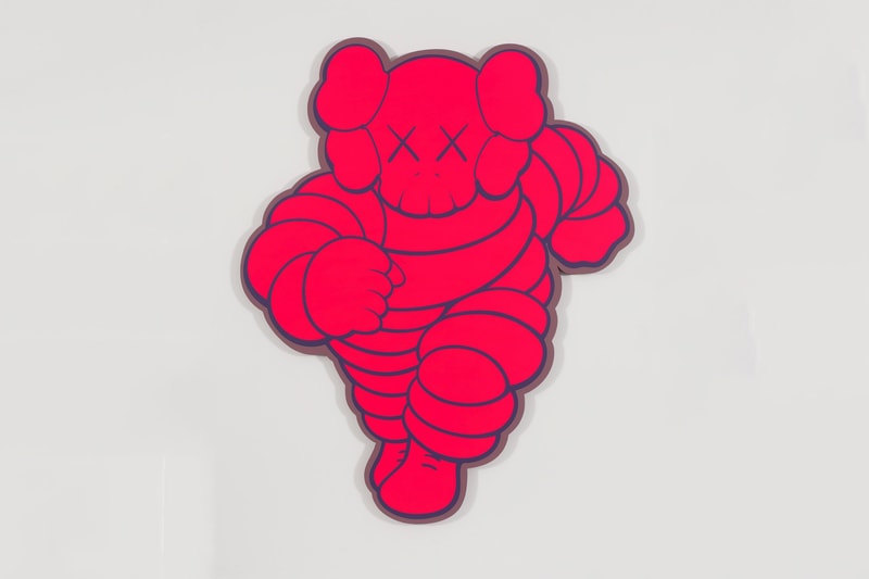 KAWS の最新エキシビション “WHERE THE END STARTS” の様子をお届け